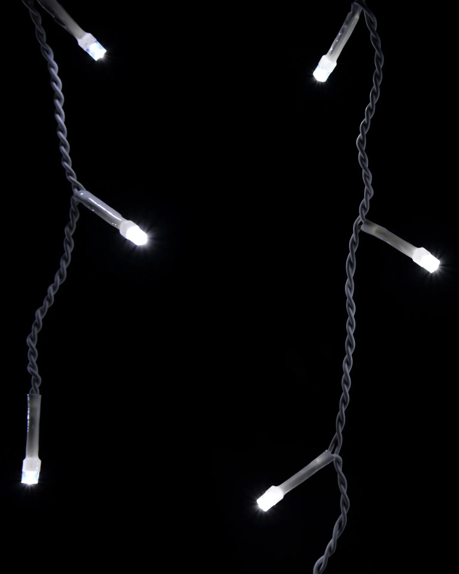 WeRChristmas 360 Icicle LED Light String, Bright White, 8.8 M^ Icicle Lights