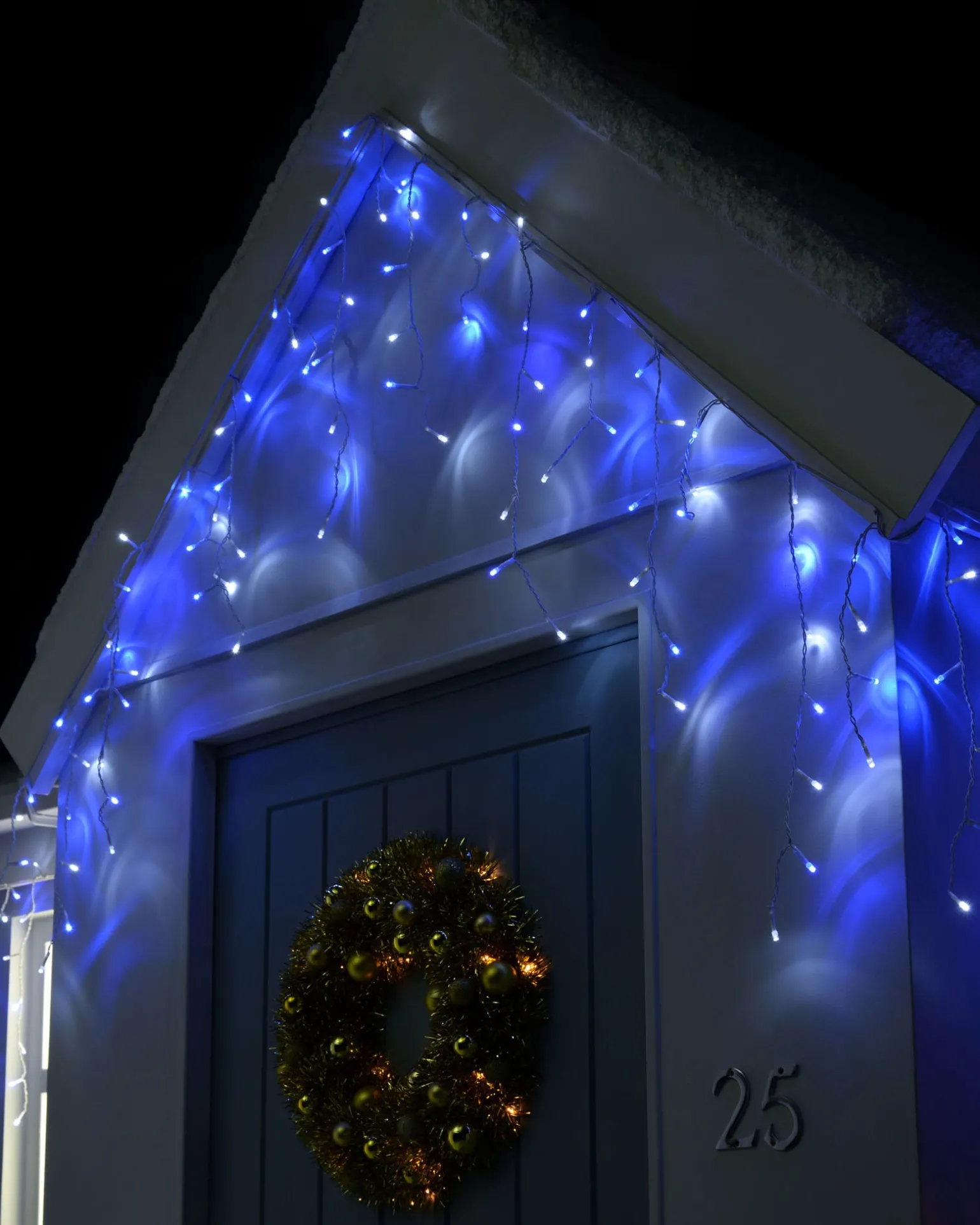 WeRChristmas 360 Icicle LED Light String, Blue/White, 8.8 M^ Icicle Lights