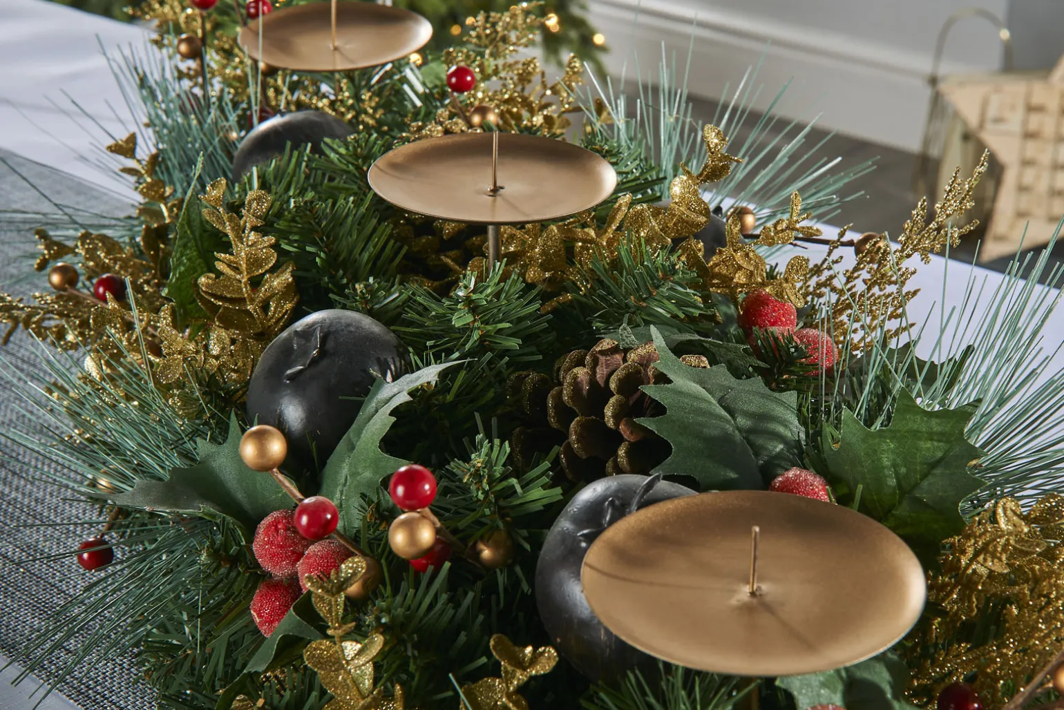 WeRChristmas 3 Pillar Decorated Garland Candle Holder, 76 Cm^ Table Decorations|Candle Holder Garlands