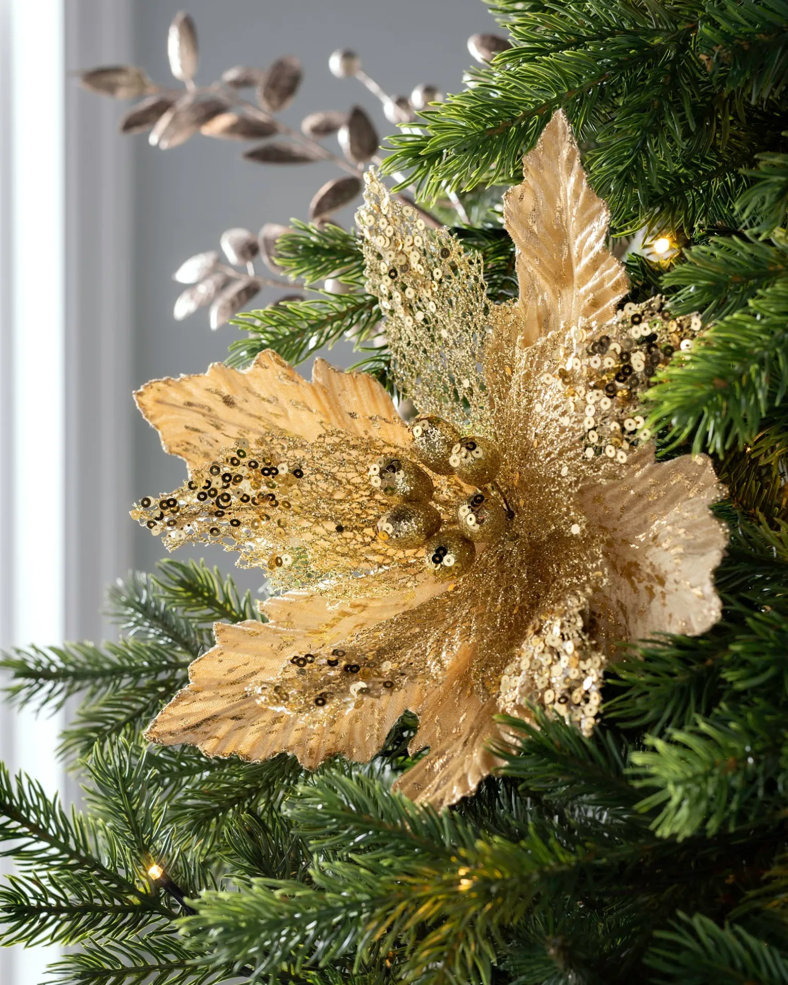 WeRChristmas Artificial Poinsettia Flower, Gold, 32 Cm^ Flowers & Foliage|Flowers & Foliage