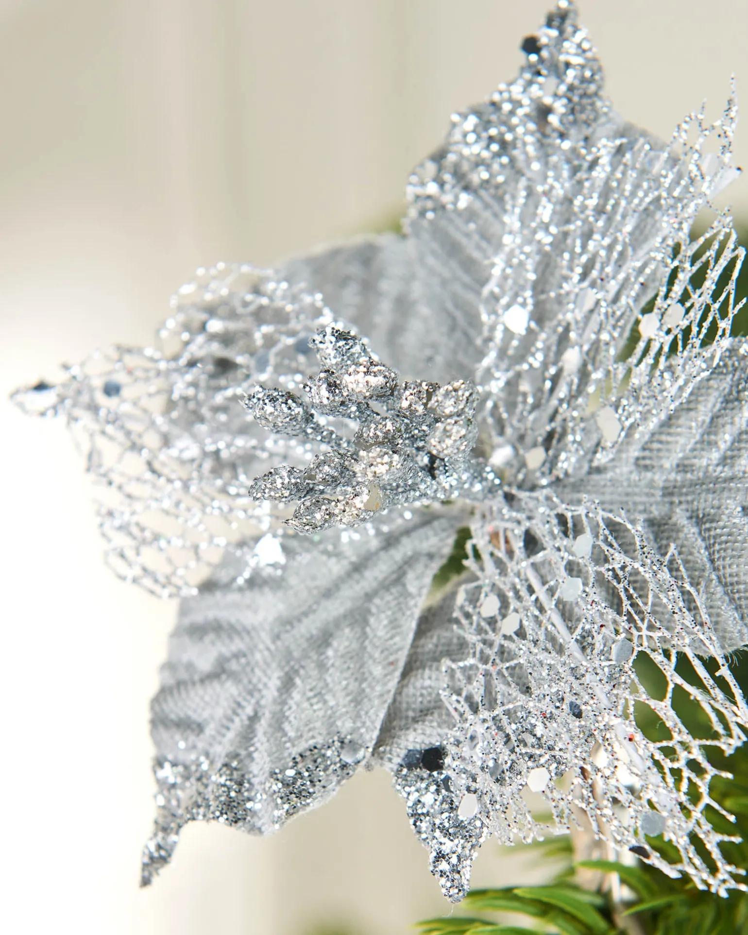 WeRChristmas Artificial Silver Poinsettia Flower With Clip, 3 Pack, 12 Cm^ Flowers & Foliage|Flowers & Foliage