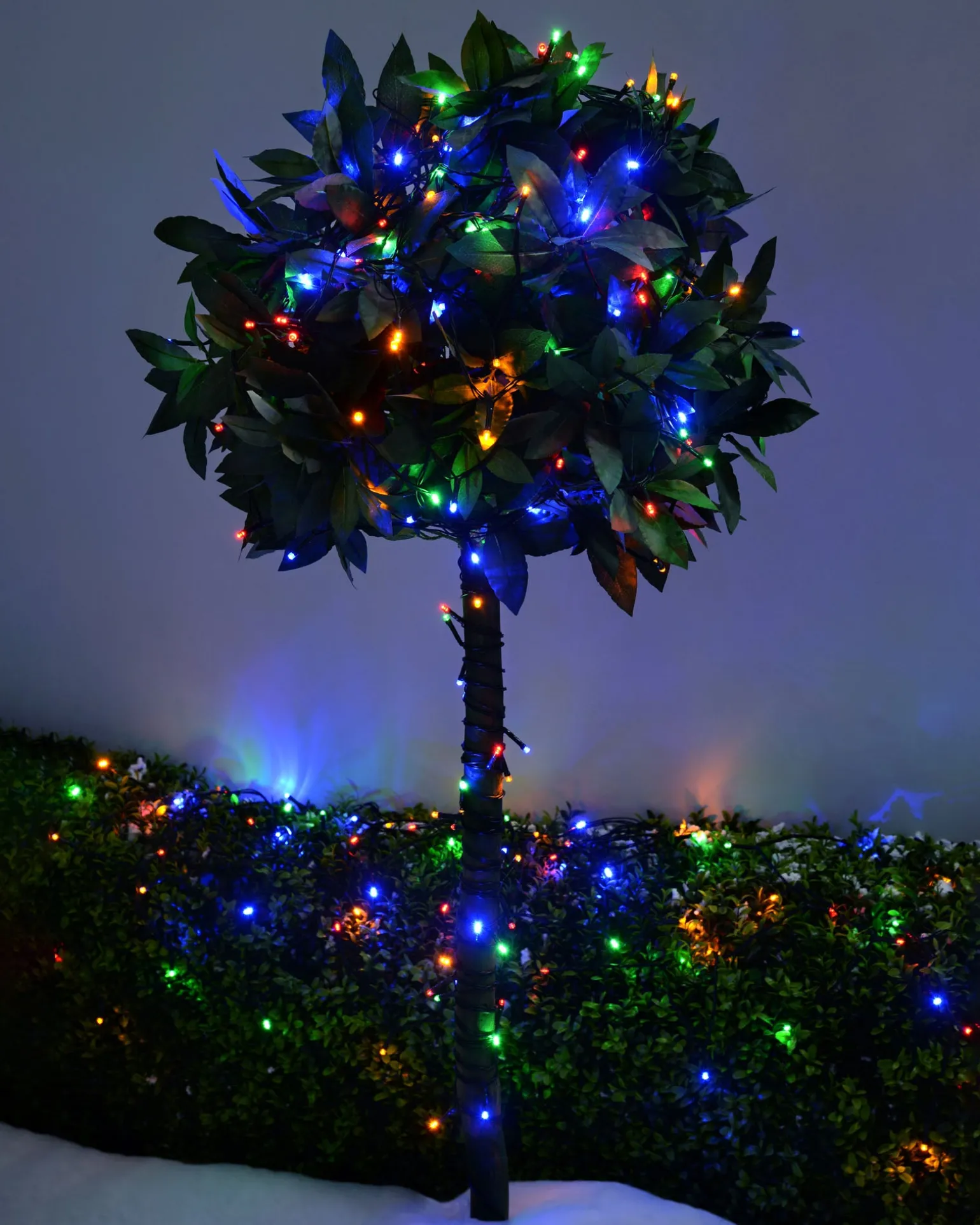 WeRChristmas Battery Operated Multi-Function 100 LED Light String With Timer, Multi-Coloured^ Fairy Lights|Tree Lights