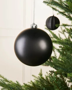 WeRChristmas Black Large Matt Shatterproof Bauble, 15 Cm^ Oversized Baubles|Shatterproof Baubles