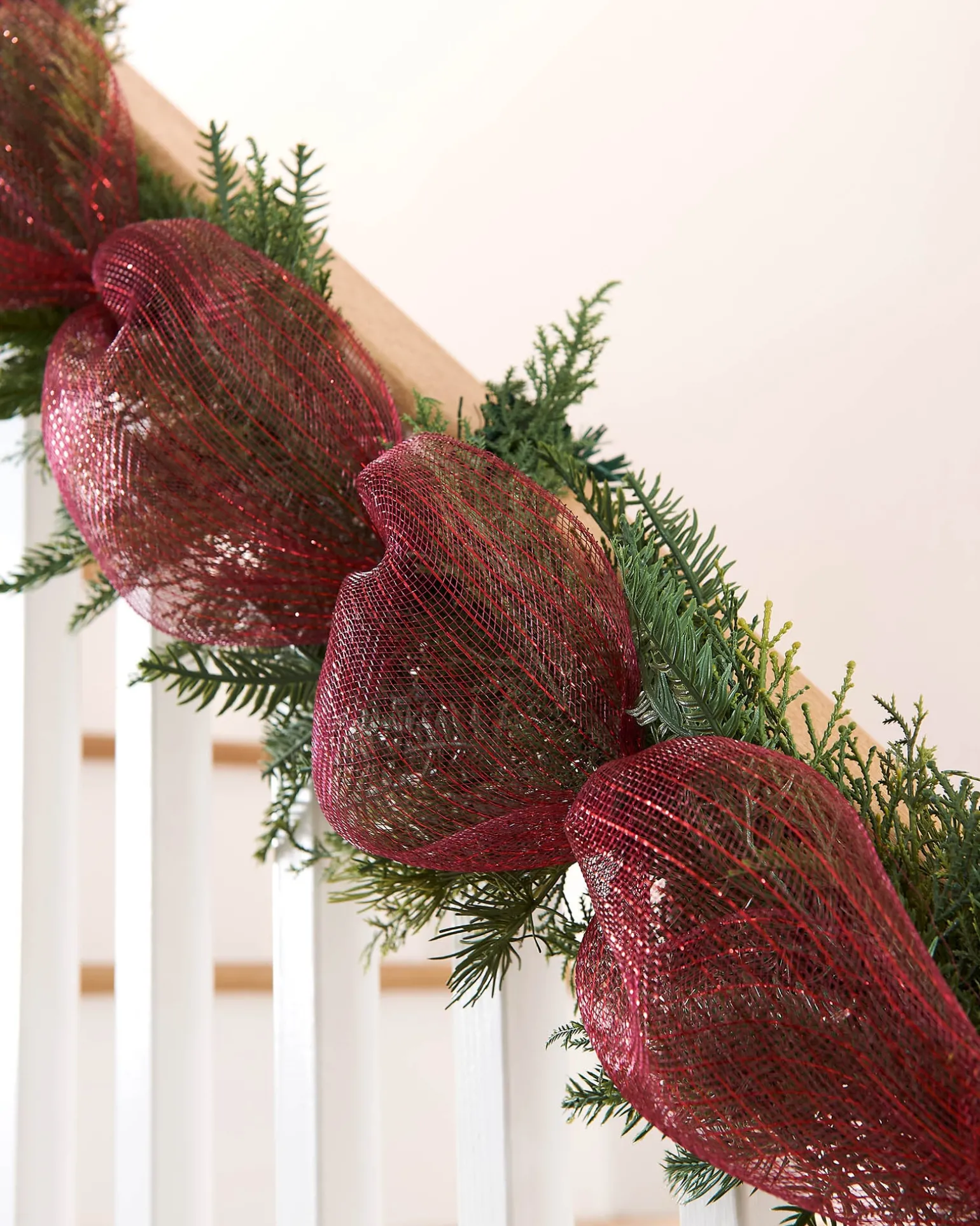 WeRChristmas Burgundy Mesh With Red Foil, 9 M^ Deco Mesh