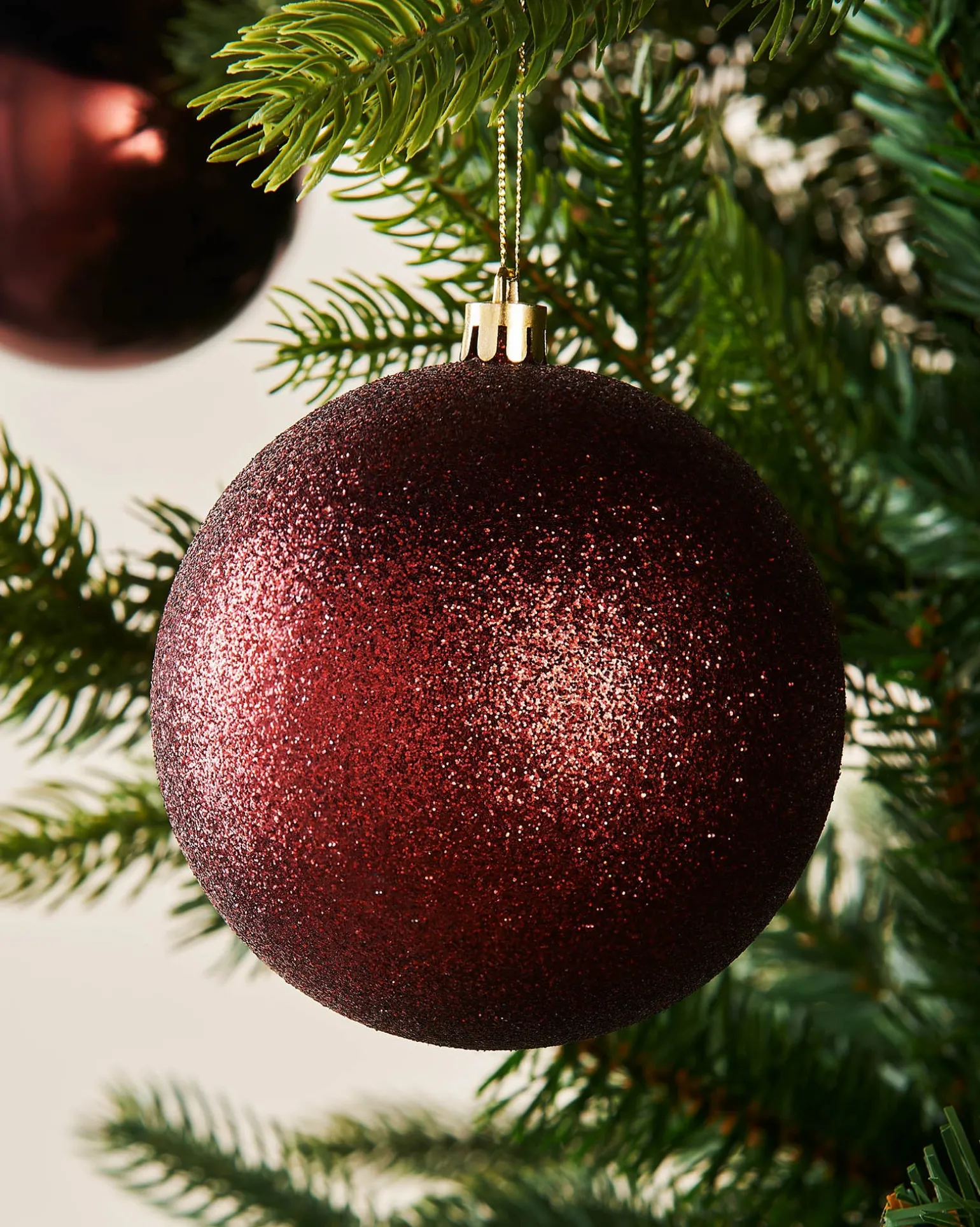 WeRChristmas Burgundy Shatterproof Baubles, 9 Pack, 10 Cm^ Oversized Baubles|Shatterproof Baubles