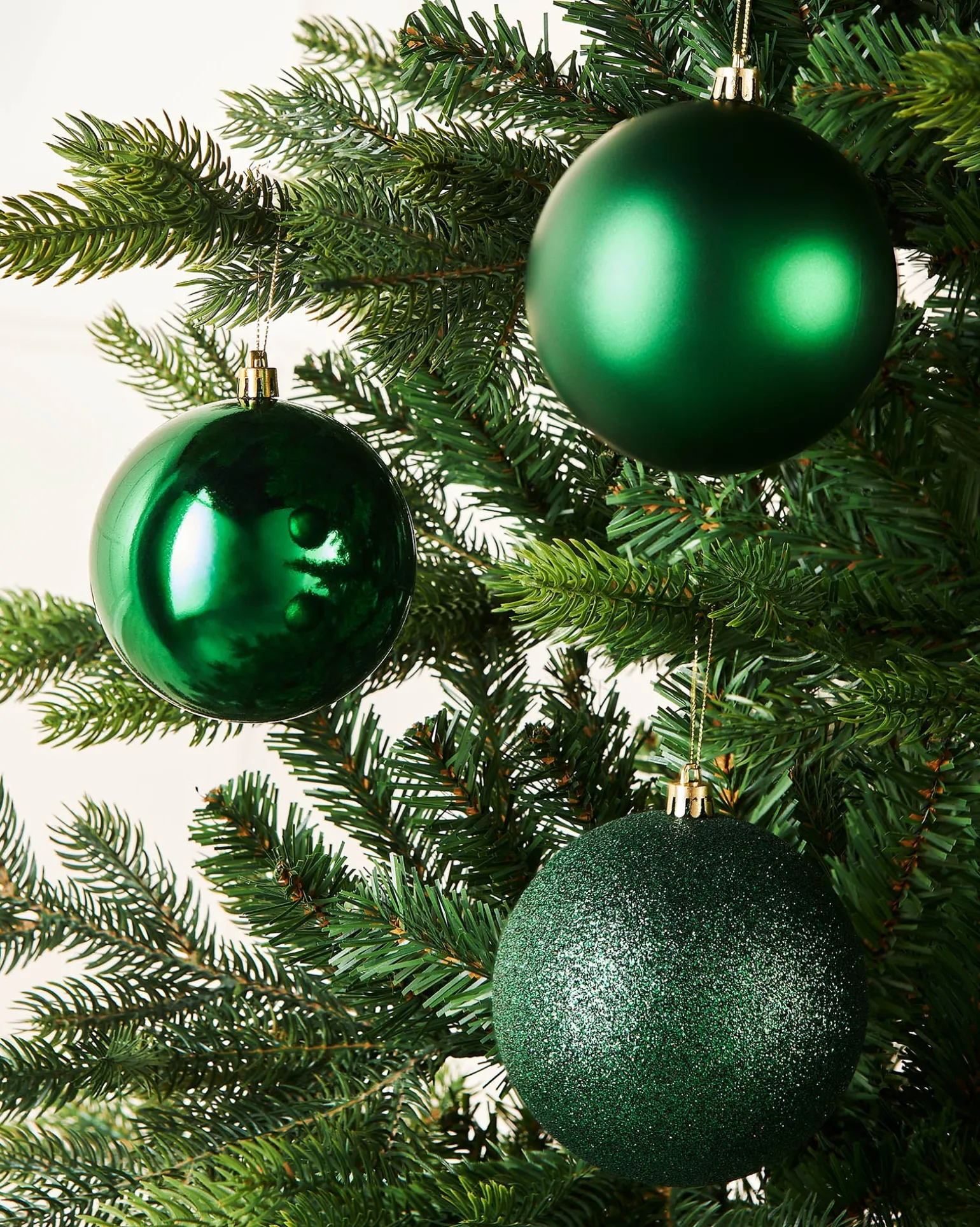 WeRChristmas Christmas Green Shatterproof Baubles, 9 Pack, 10 Cm^ Oversized Baubles|Shatterproof Baubles