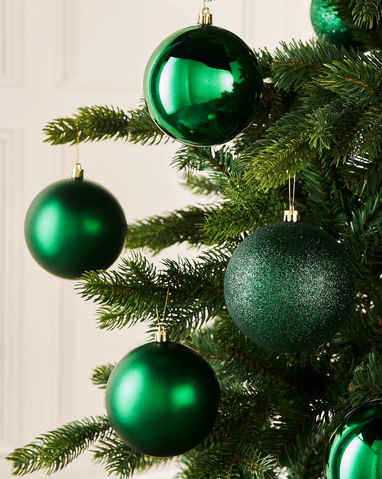 WeRChristmas Christmas Green Shatterproof Baubles, 9 Pack, 10 Cm^ Oversized Baubles|Shatterproof Baubles