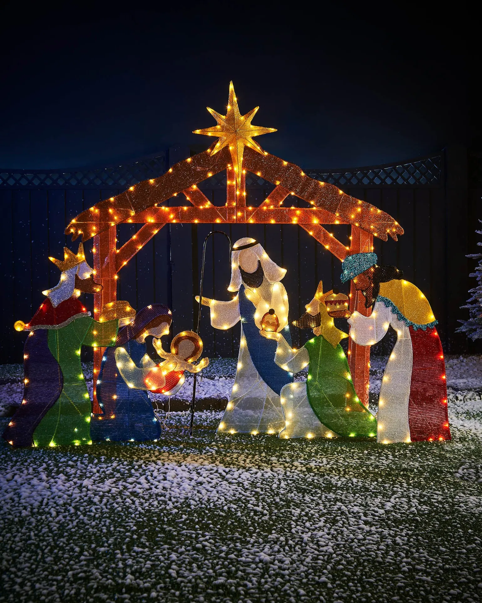 WeRChristmas 2D Tinsel Nativity Scene Silhouette^ Christmas Characters