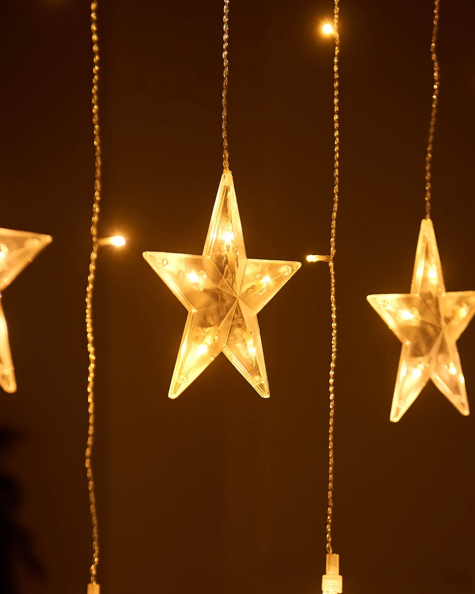 WeRChristmas Flashing Star Curtain Net Light, White, 2 M^ Window Silhouettes|Curtain & Net Lights