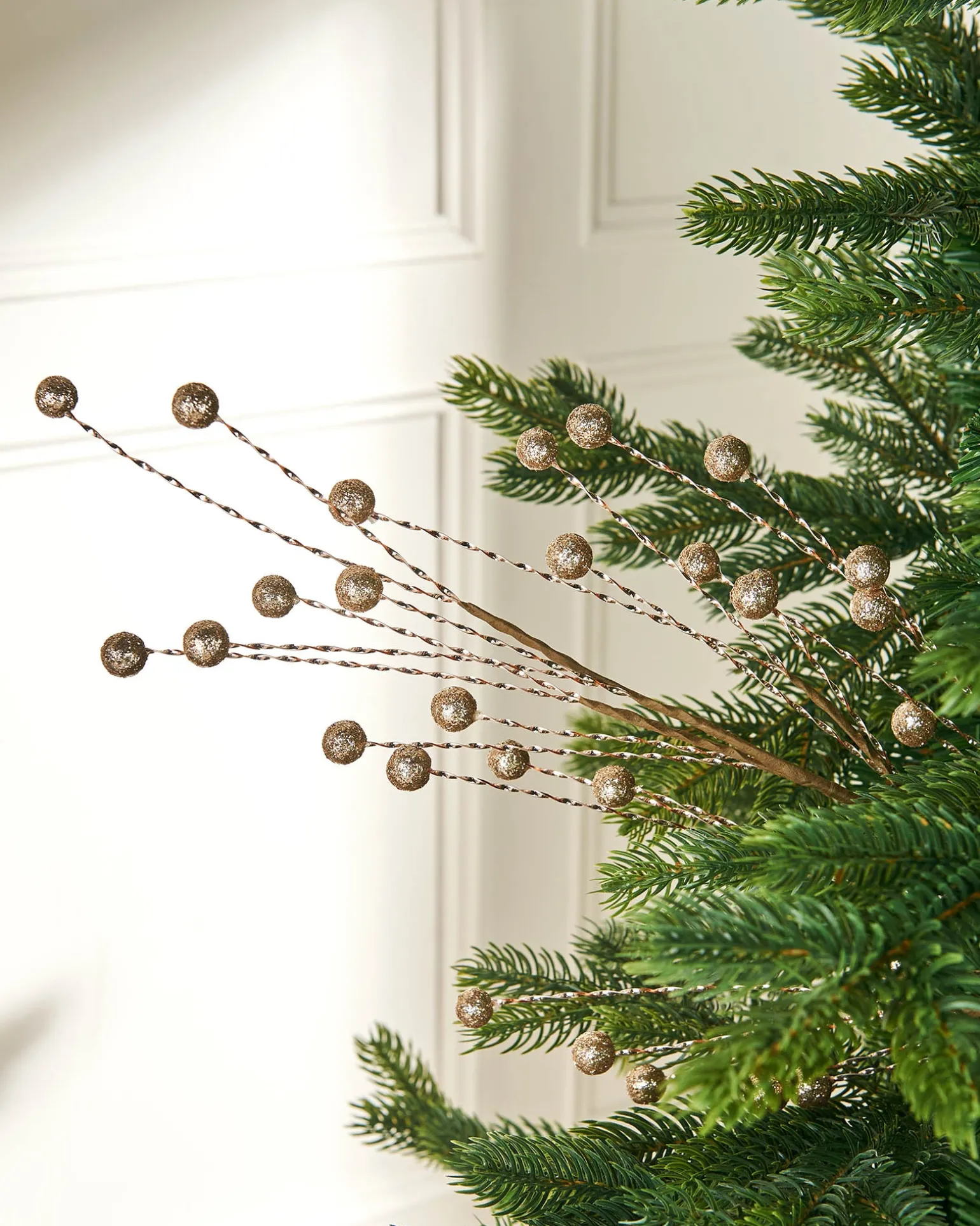 WeRChristmas Gold Berry Christmas Tree Spray, 78 Cm^ Flowers & Foliage|Flowers & Foliage