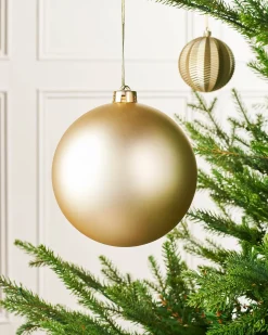 WeRChristmas Gold Large Matt Shatterproof Bauble, 15 Cm^ Oversized Baubles|Shatterproof Baubles