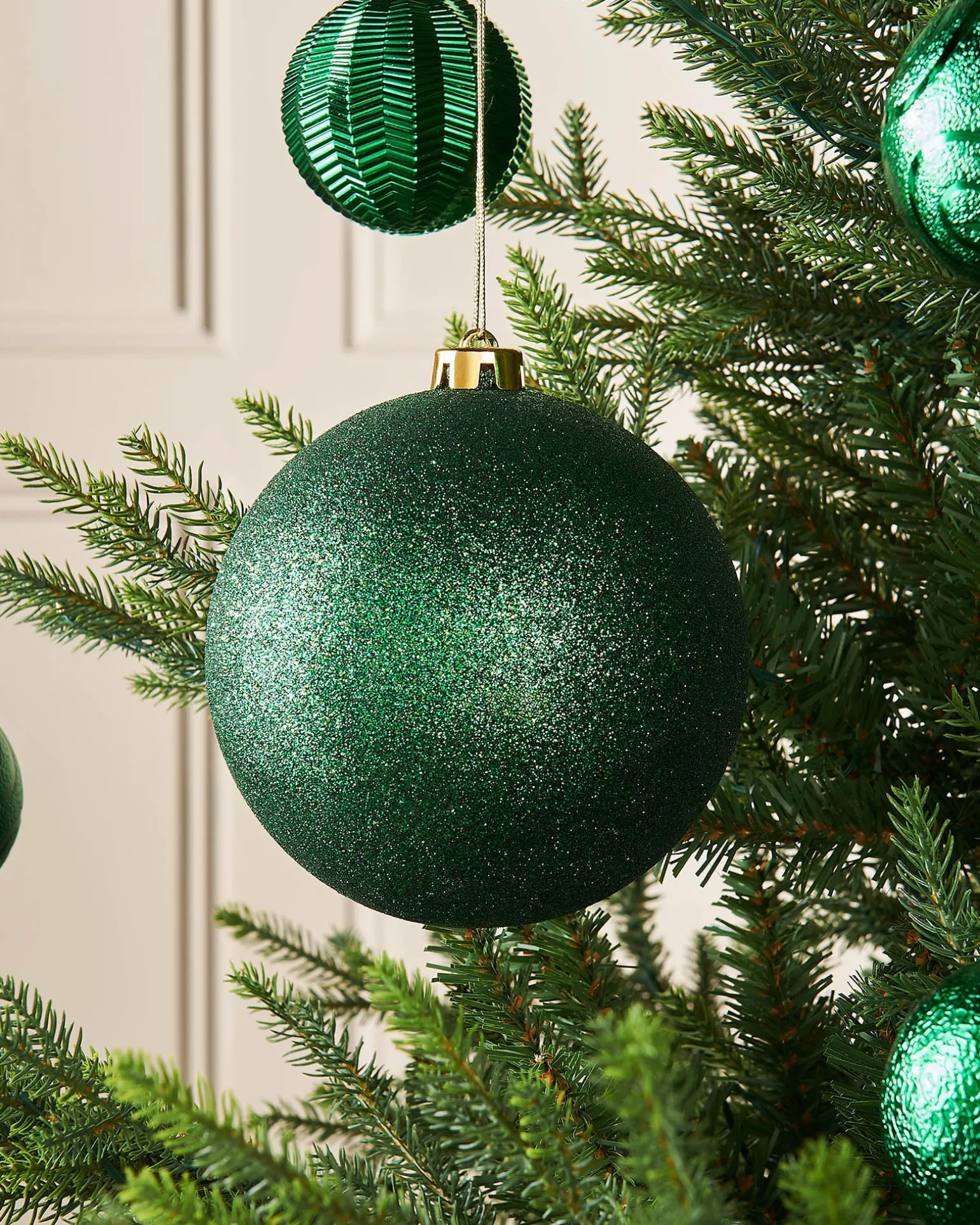 WeRChristmas Green Large Glitter Shatterproof Bauble, 15 Cm^ Oversized Baubles|Shatterproof Baubles