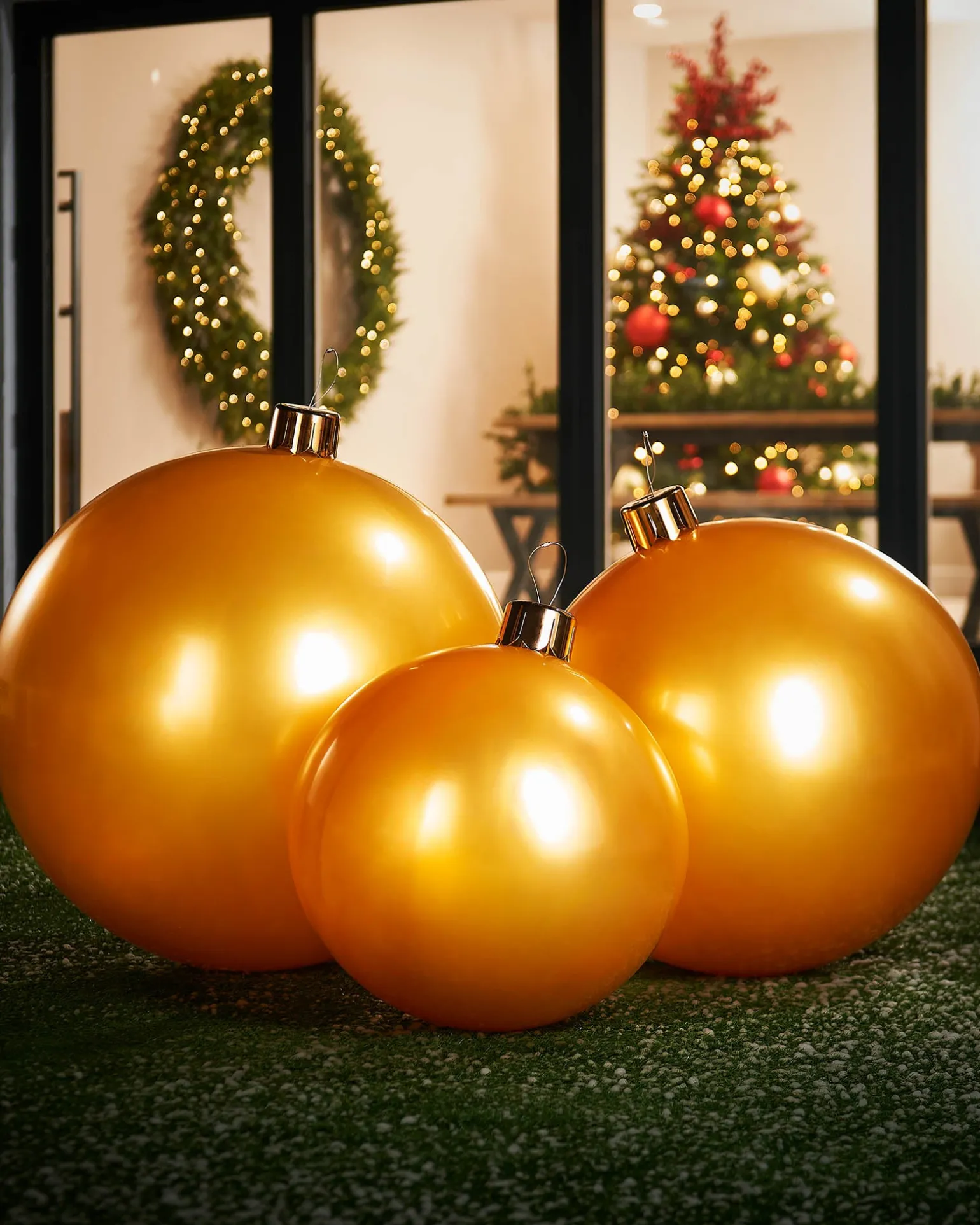 WeRChristmas Inflatable Christmas Bauble, Gold, 45 Cm^ Inflatables|Outdoor Inflatable Baubles