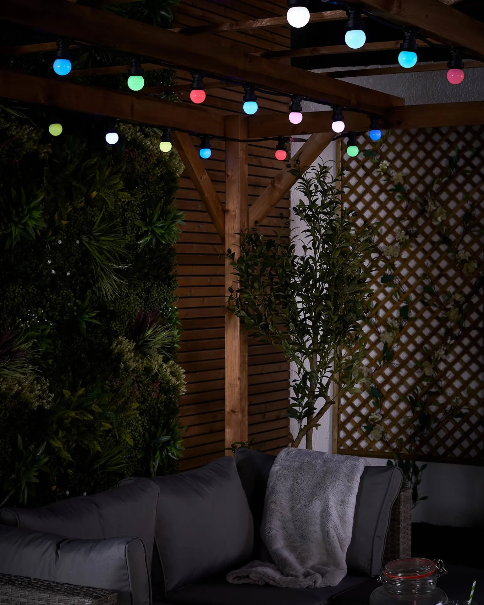 WeRChristmas LINK FESTOON E27 Colour Changing LED Festoon Bulb^ Link Festoon|Festoon Lights