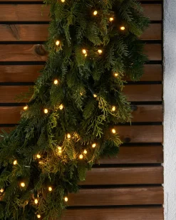 WeRChristmas LINK PRO Connectable Pre-Lit Natural Fir Wreath, 1.2 M^ Link Pro|Plain Wreaths