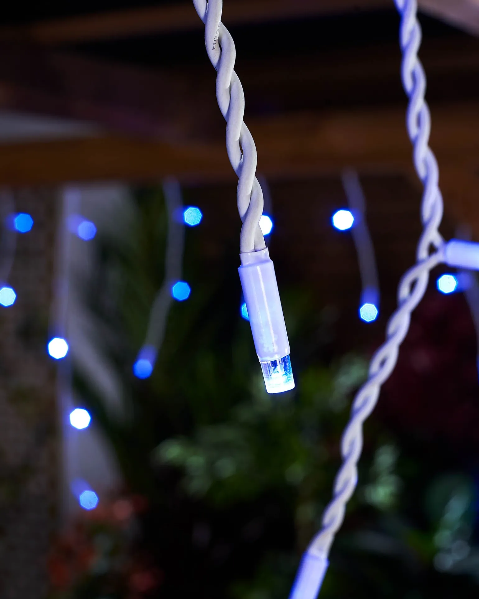 WeRChristmas LINK PRO LED Icicle Lights, Blue^ Link Pro|Icicle Lights