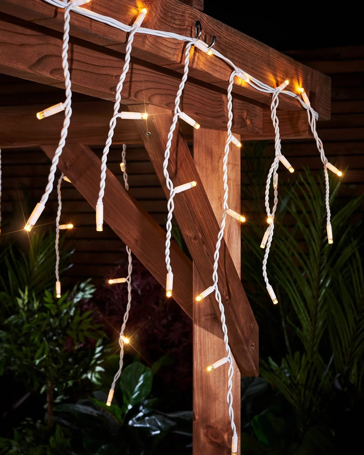 WeRChristmas LINK PRO Twinkling LED Icicle Lights, Warm White^ Link Pro|Icicle Lights