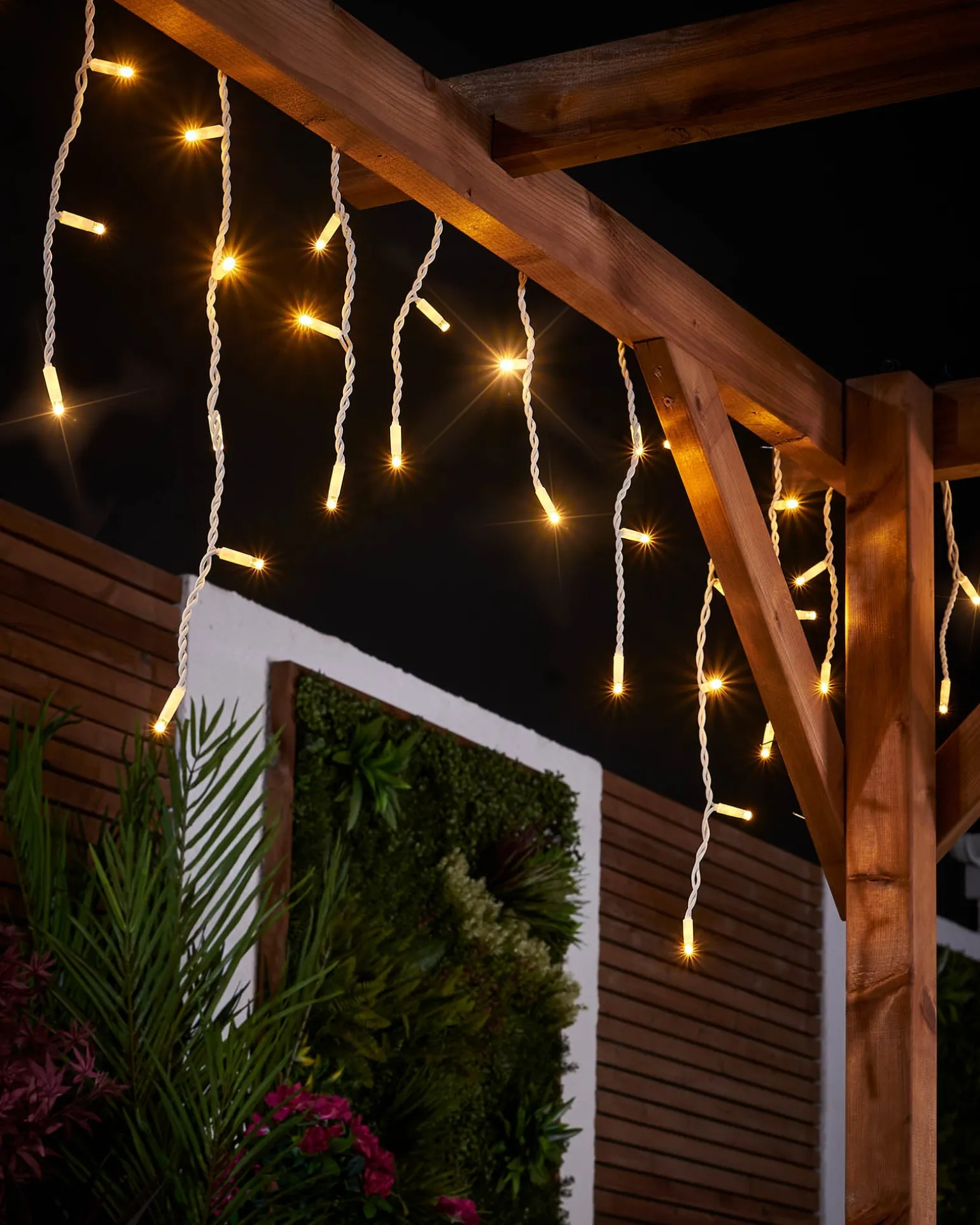 WeRChristmas LINK PRO Twinkling LED Icicle Lights, Warm White^ Link Pro|Icicle Lights