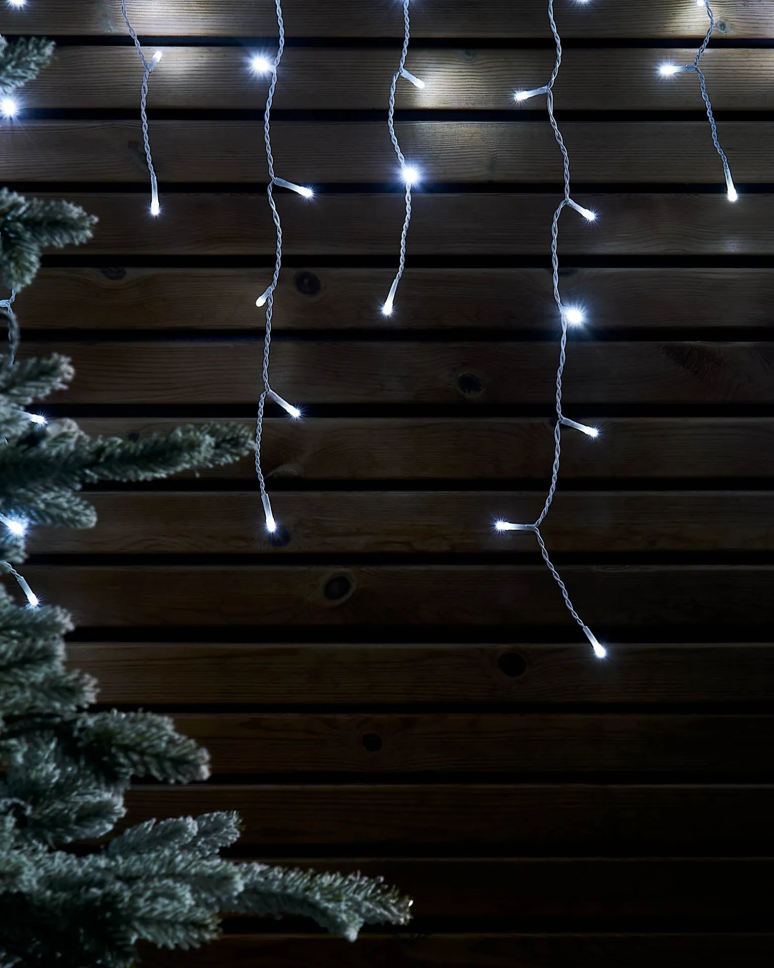 WeRChristmas LINK UP LED Icicle Lights, White Cable, White^ Link Up|Icicle Lights