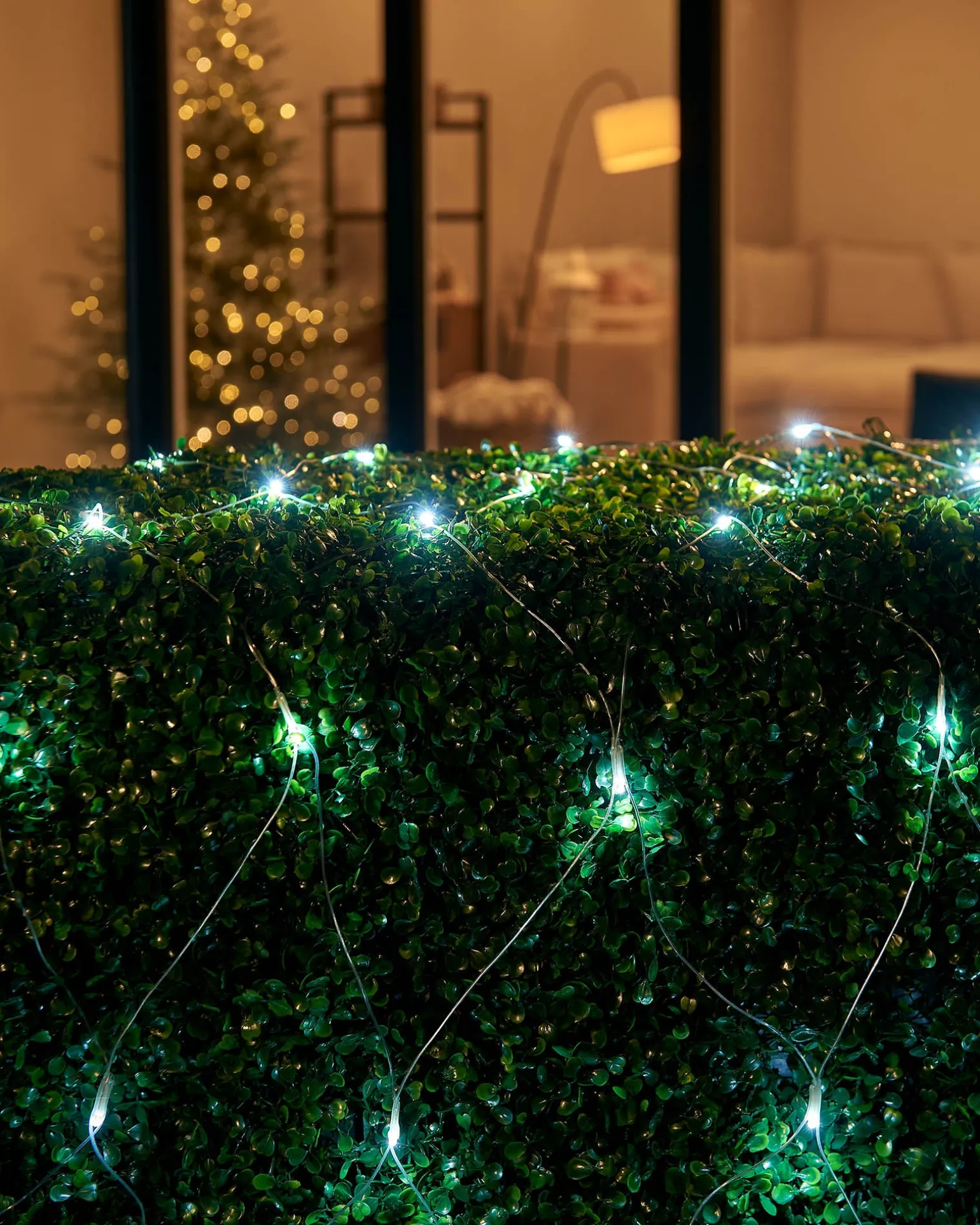 WeRChristmas LINK UP LED Net Lights, 3 M X 3 M, White^ Link Up|Curtain & Net Lights
