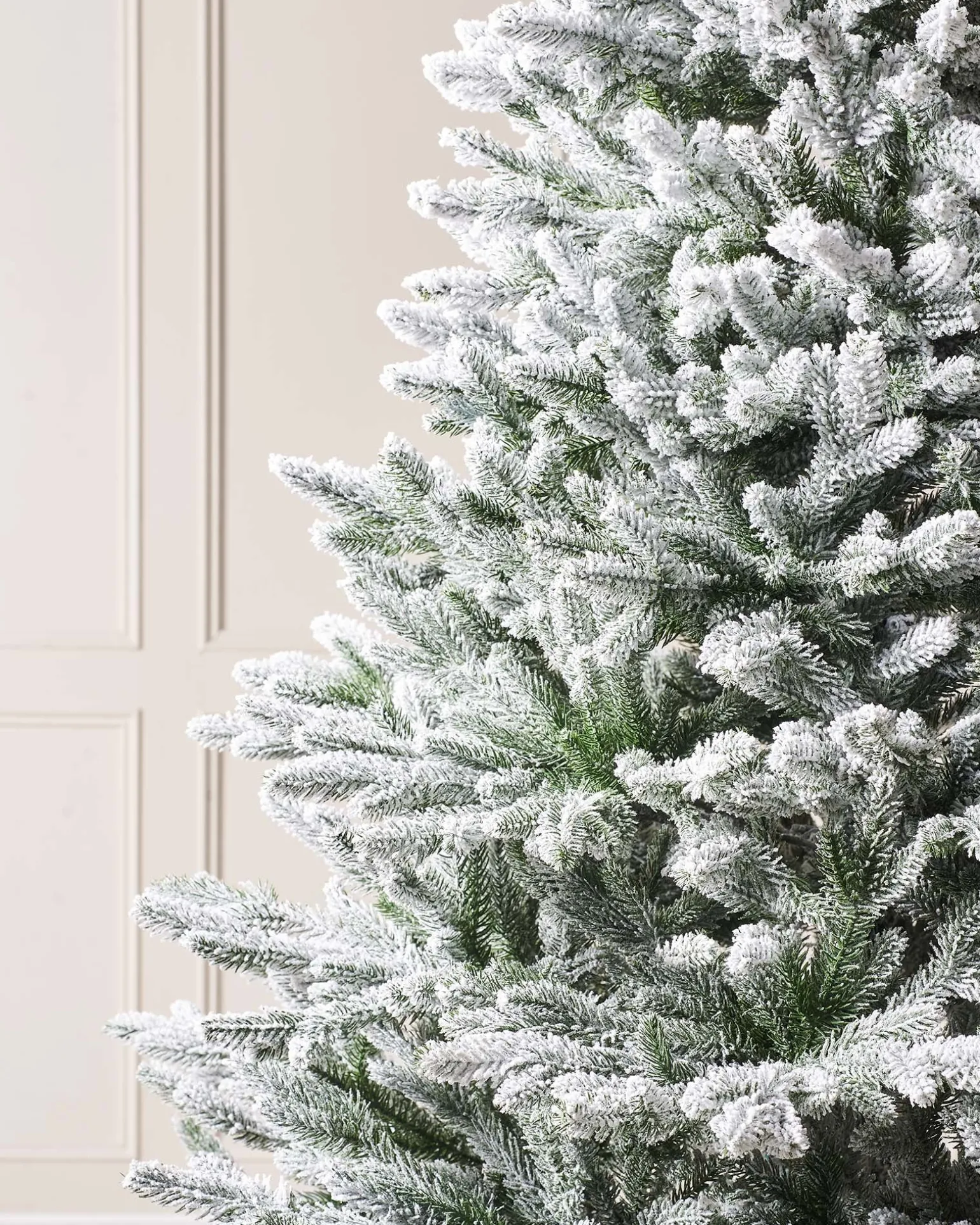 WeRChristmas Luxury Snow Flocked Christmas Tree, 6 Ft^ Premium Christmas Trees|Snow Flocked Christmas Trees
