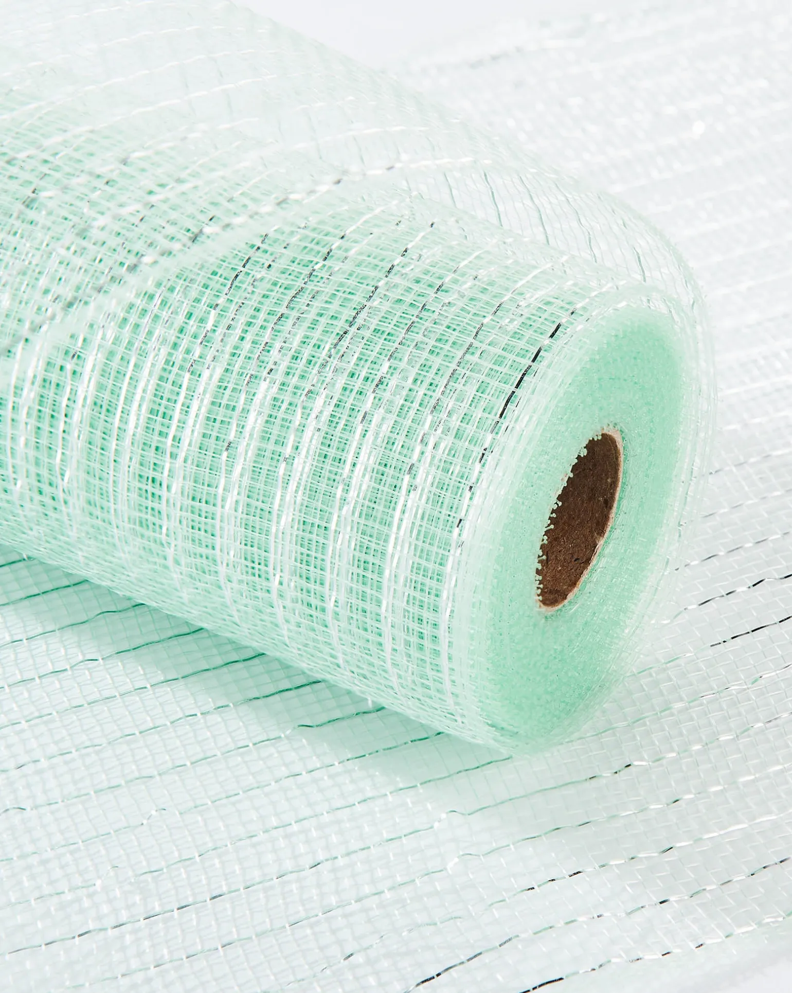 WeRChristmas Mint Green Mesh With Silver Foil, 9 M^ Deco Mesh