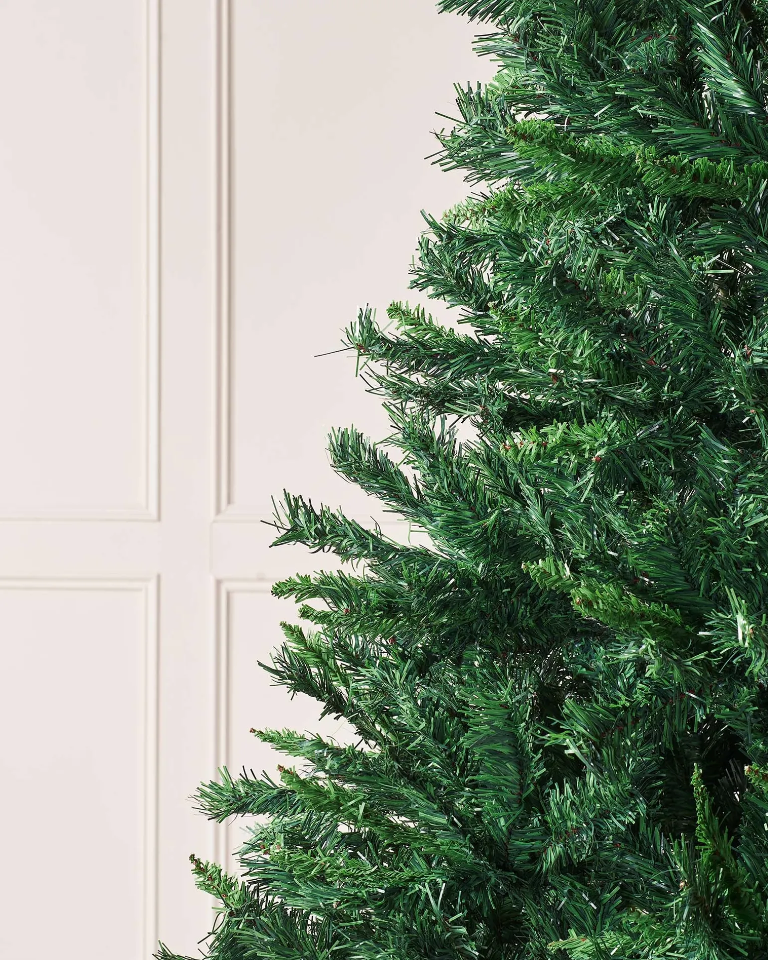 WeRChristmas Mixed Pine Promo Christmas Tree, 6 Ft^ Budget Christmas Trees|Unlit Christmas Trees