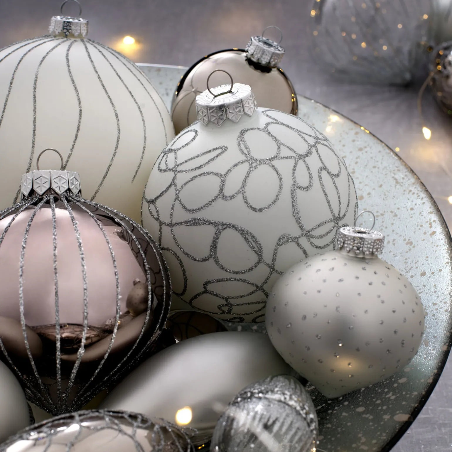 WeRChristmas Moonbeam Glass Baubles, 5 Pack, 15 Cm^ Glass Baubles