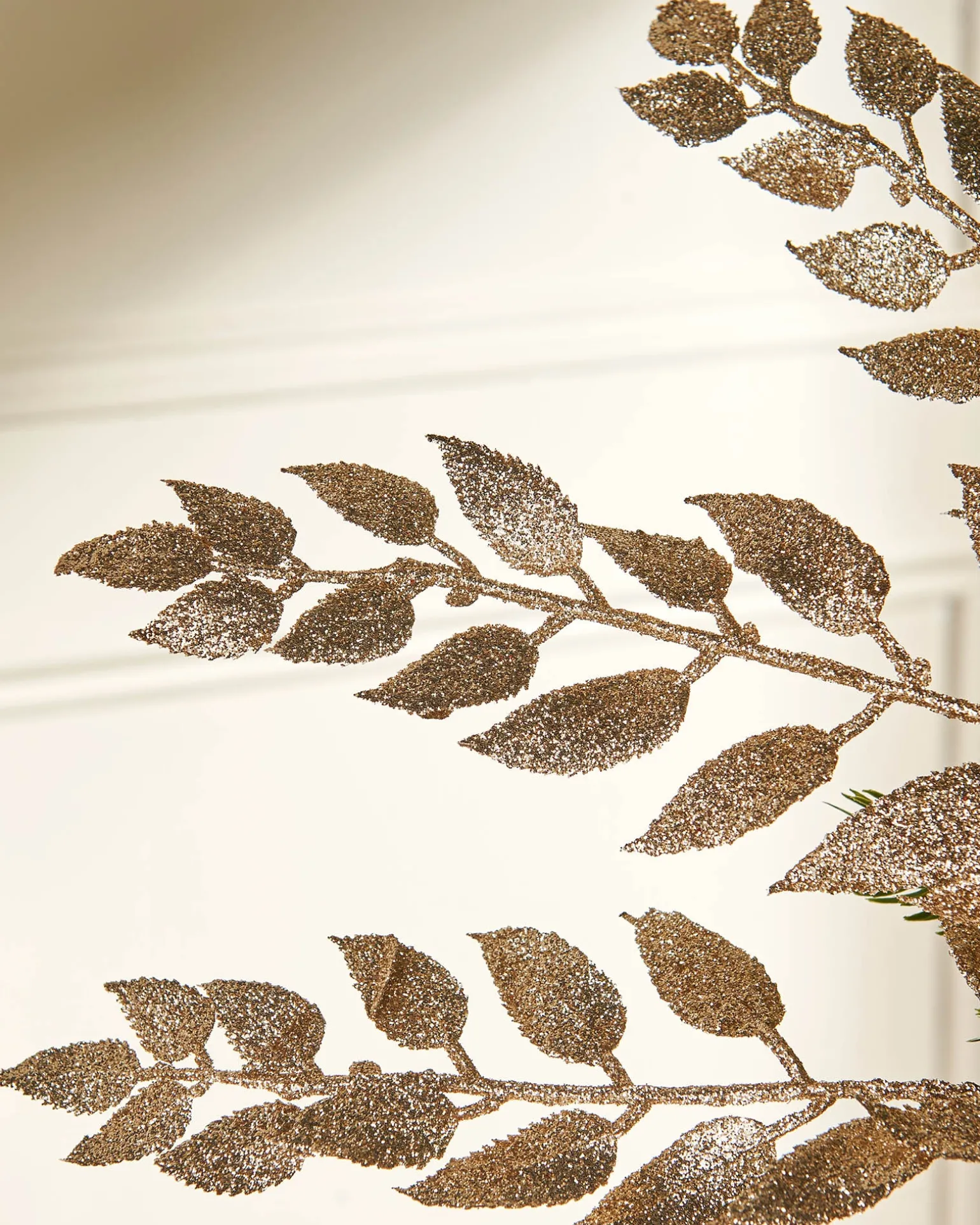 WeRChristmas Natural Leaf Christmas Tree Spray, 73 Cm^ Flowers & Foliage|Flowers & Foliage