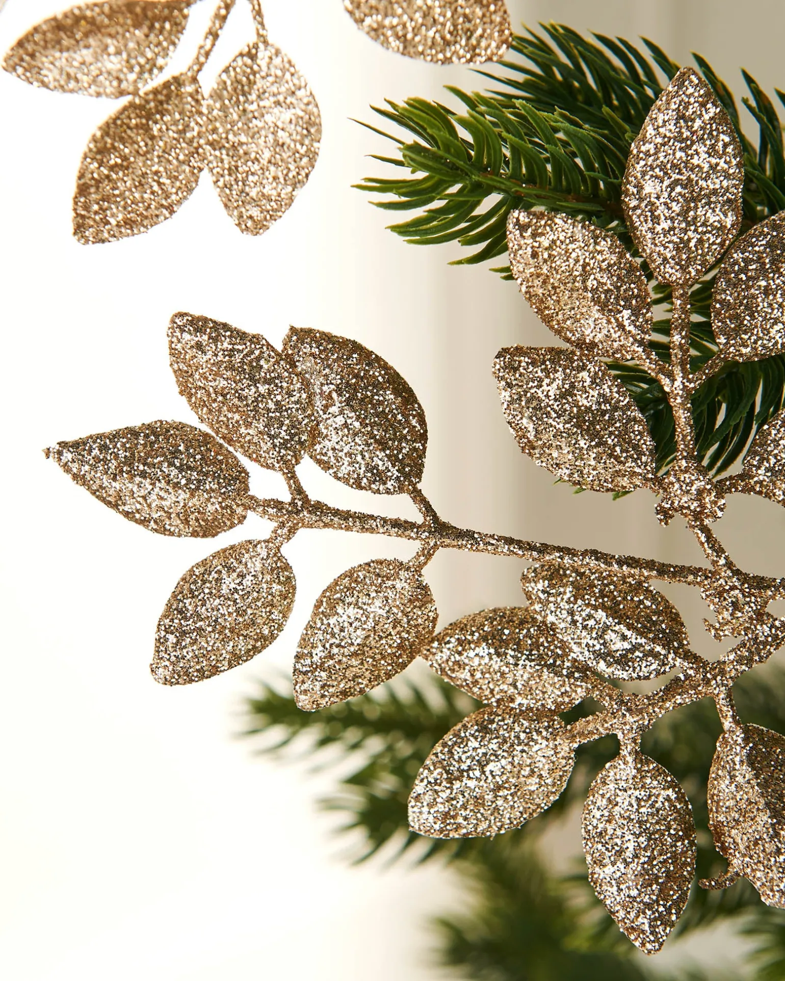 WeRChristmas Natural Leaf Christmas Tree Spray, 80 Cm^ Flowers & Foliage|Flowers & Foliage