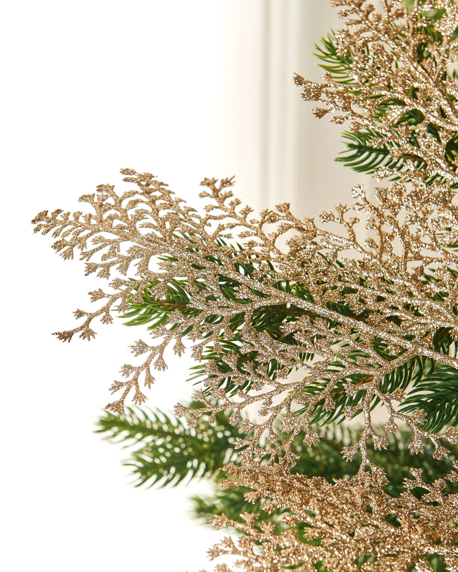 WeRChristmas Natural Leaf Christmas Tree Spray, 70 Cm^ Flowers & Foliage|Flowers & Foliage