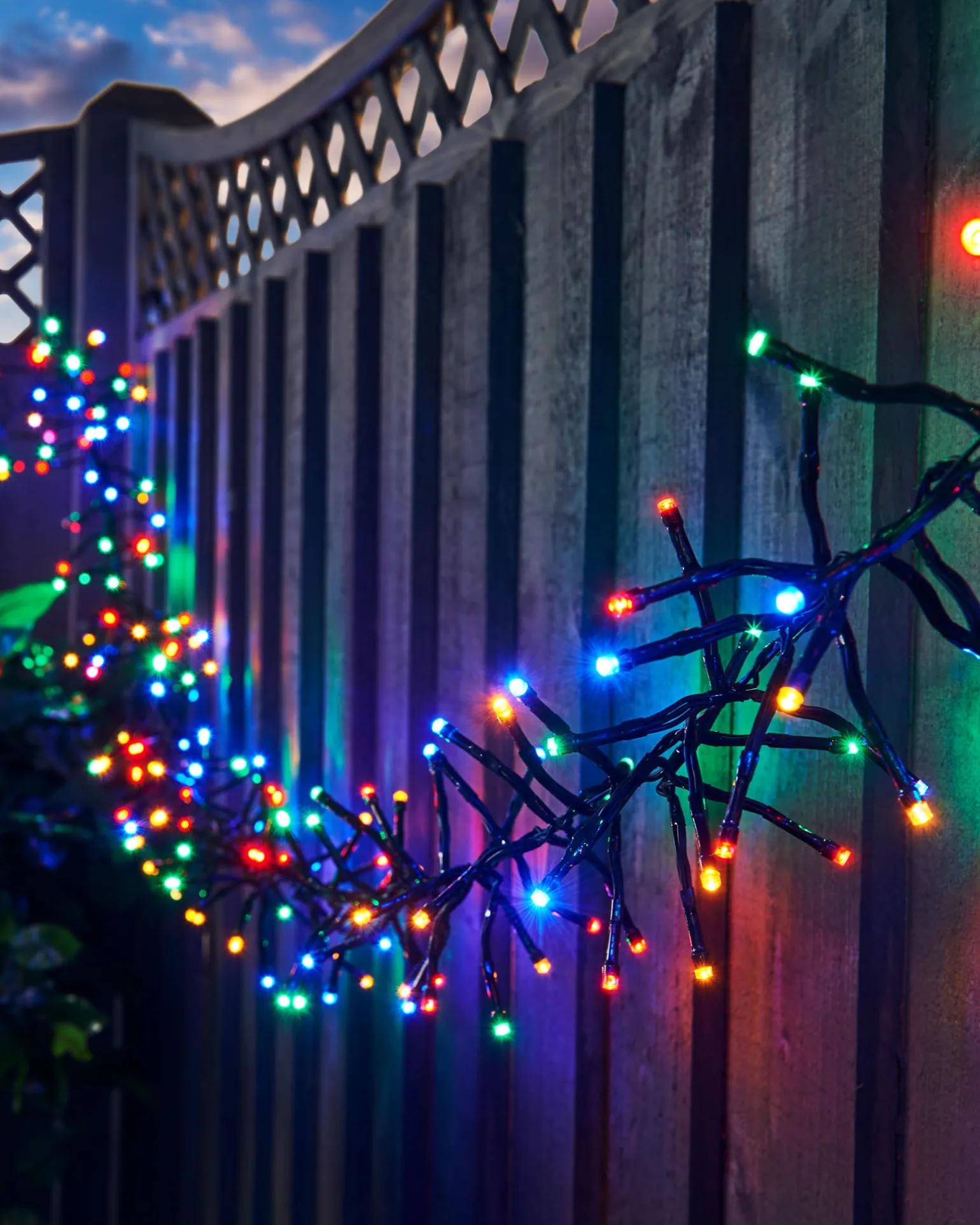 WeRChristmas Outdoor Cluster Multi-Function 500 LED Light String, Multi Colour^ Cluster Lights|Tree Lights