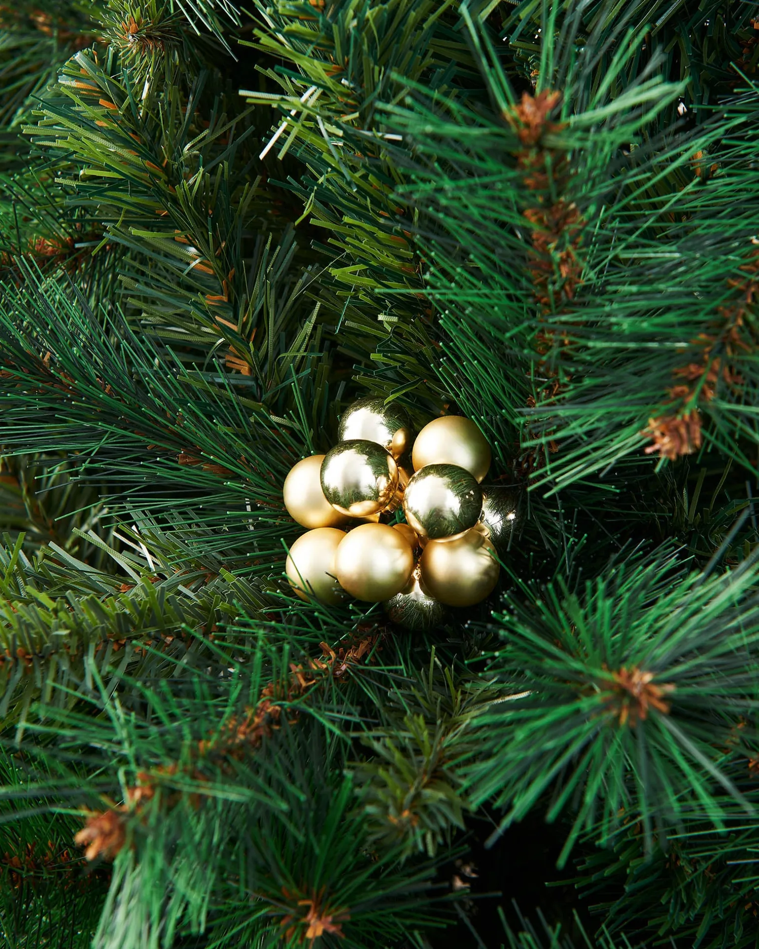 WeRChristmas Pale Gold Glass Berry Cluster Baubles, 10 Pack^ Glass Baubles