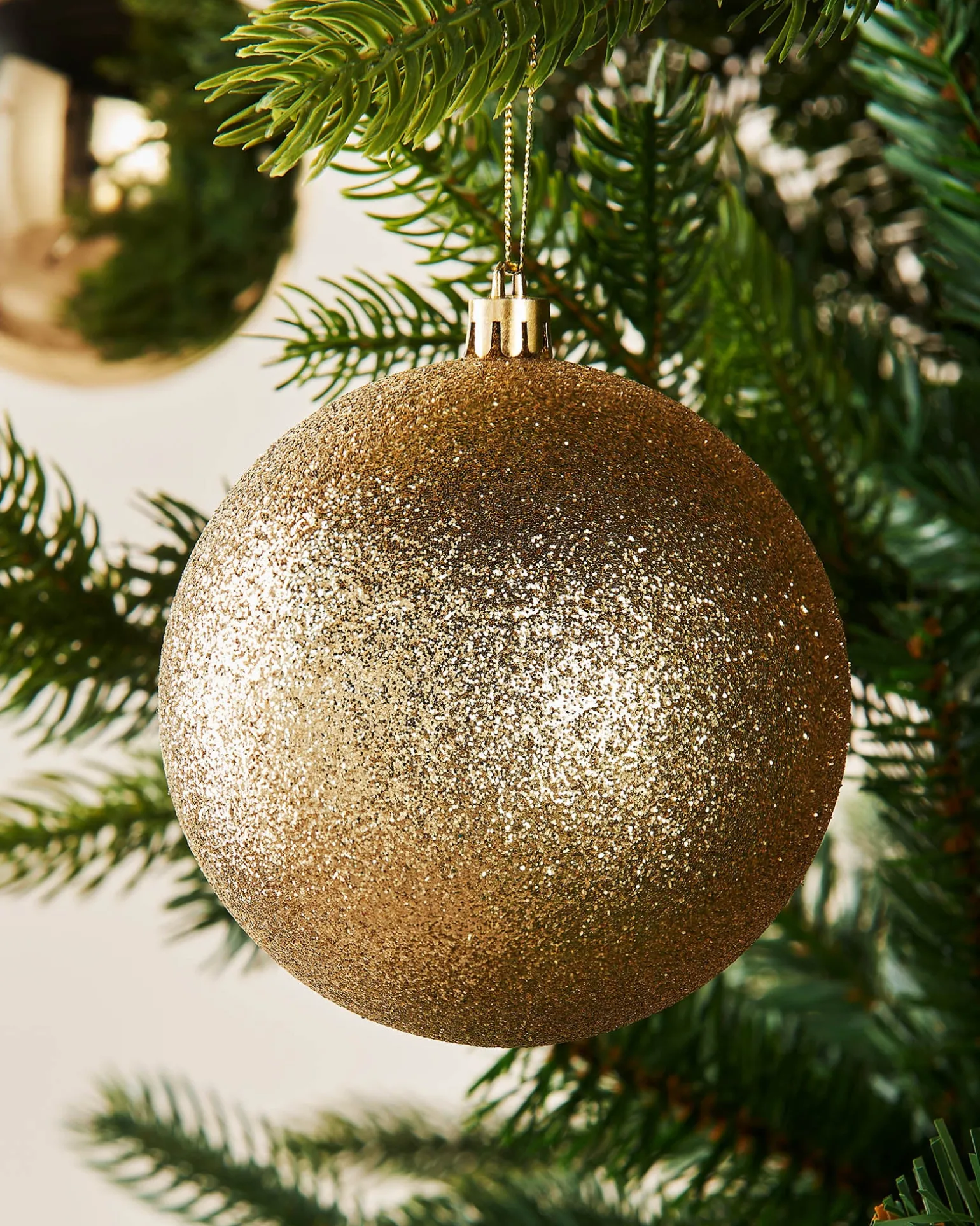 WeRChristmas Pale Gold Shatterproof Baubles, 9 Pack, 10 Cm^ Oversized Baubles|Shatterproof Baubles