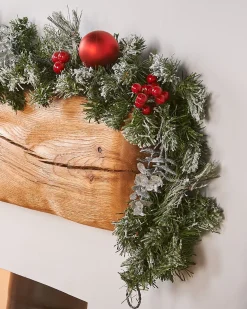 WeRChristmas Pre-Decorated Frosted Garland, 6 Ft^ Decorated Garlands