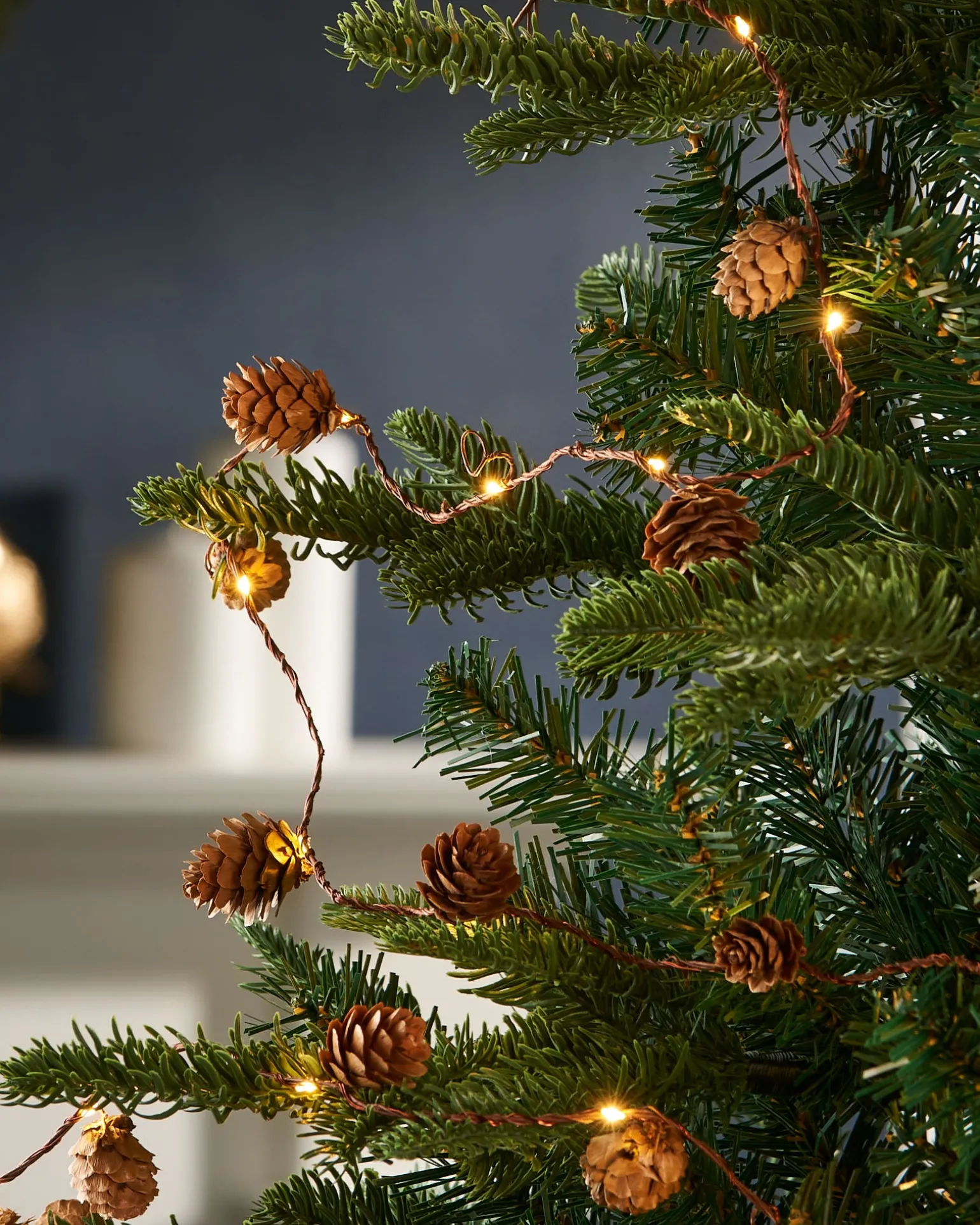 WeRChristmas Pre-Lit 20 LED Pinecone Light String Garland, 6 Ft^ Fairy Lights|Decorated Garlands
