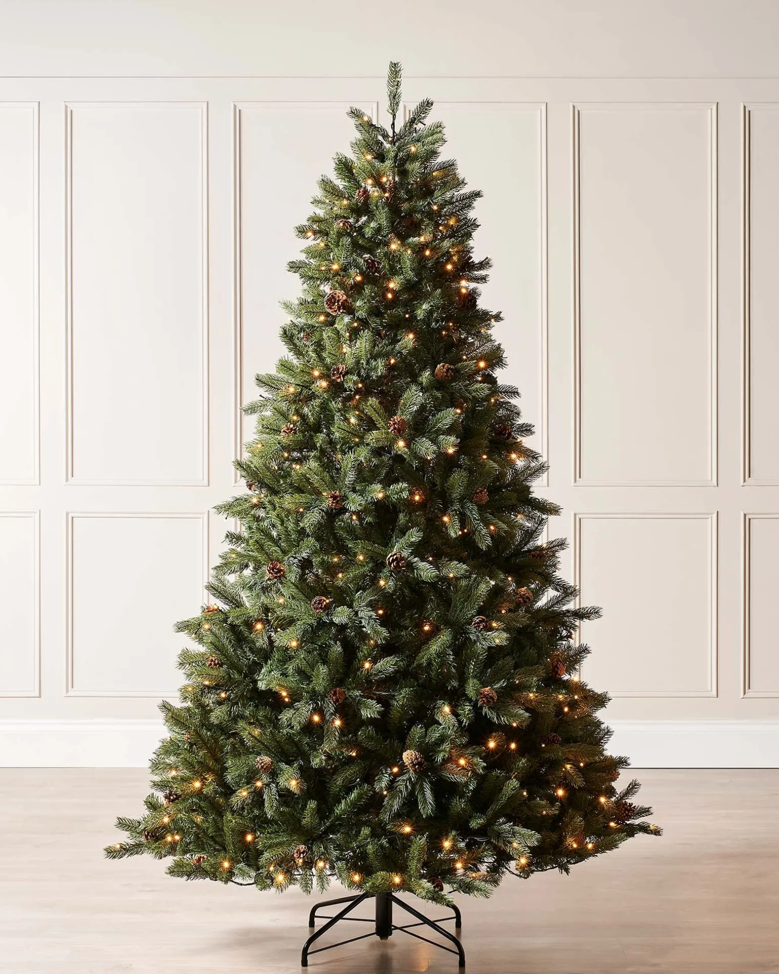 WeRChristmas Pre-Lit Craford Pine Christmas Tree, 7 Ft^ Premium Christmas Trees|Pre Lit Christmas Trees