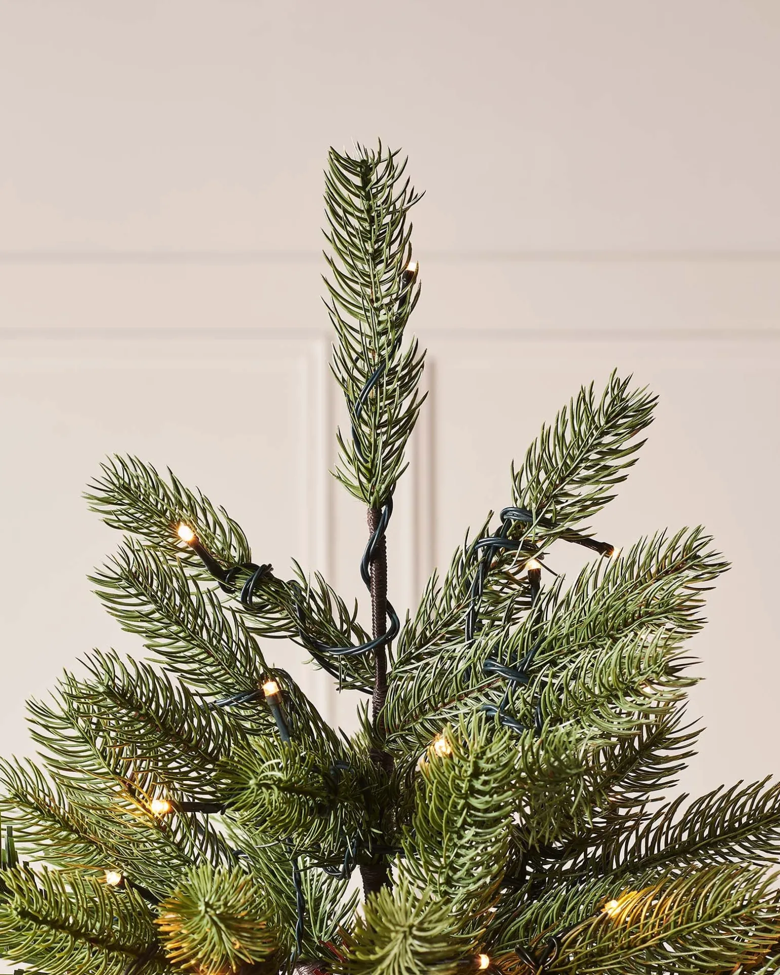 WeRChristmas Pre-Lit Craford Pine Christmas Tree, 7 Ft^ Premium Christmas Trees|Pre Lit Christmas Trees