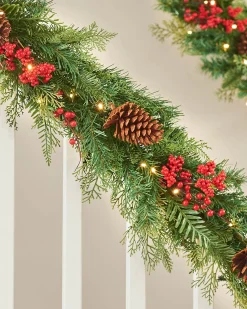 WeRChristmas Pre-Lit Decorated Garland, Pinecones & Berries, 9 Ft^ Decorated Garlands|Pre Lit Garlands