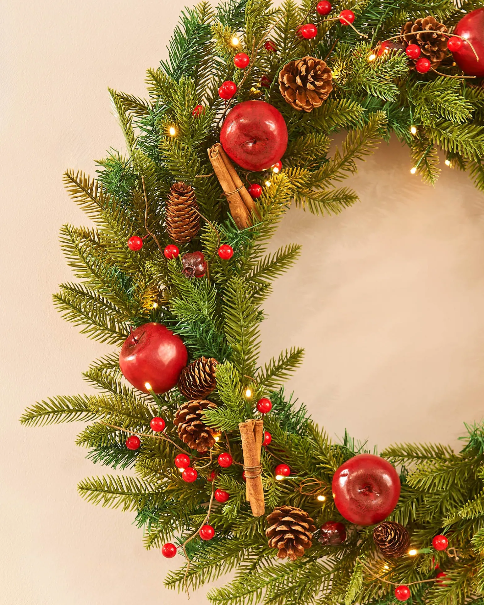 WeRChristmas Pre-Lit Decorated Wreath, Apples & Cinnamon Sticks, 76 Cm^ Decorated Wreaths|Pre Lit Wreaths