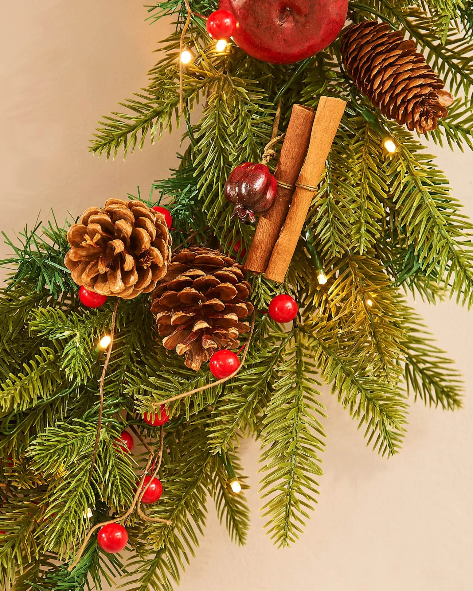 WeRChristmas Pre-Lit Decorated Wreath, Apples & Cinnamon Sticks, 76 Cm^ Decorated Wreaths|Pre Lit Wreaths