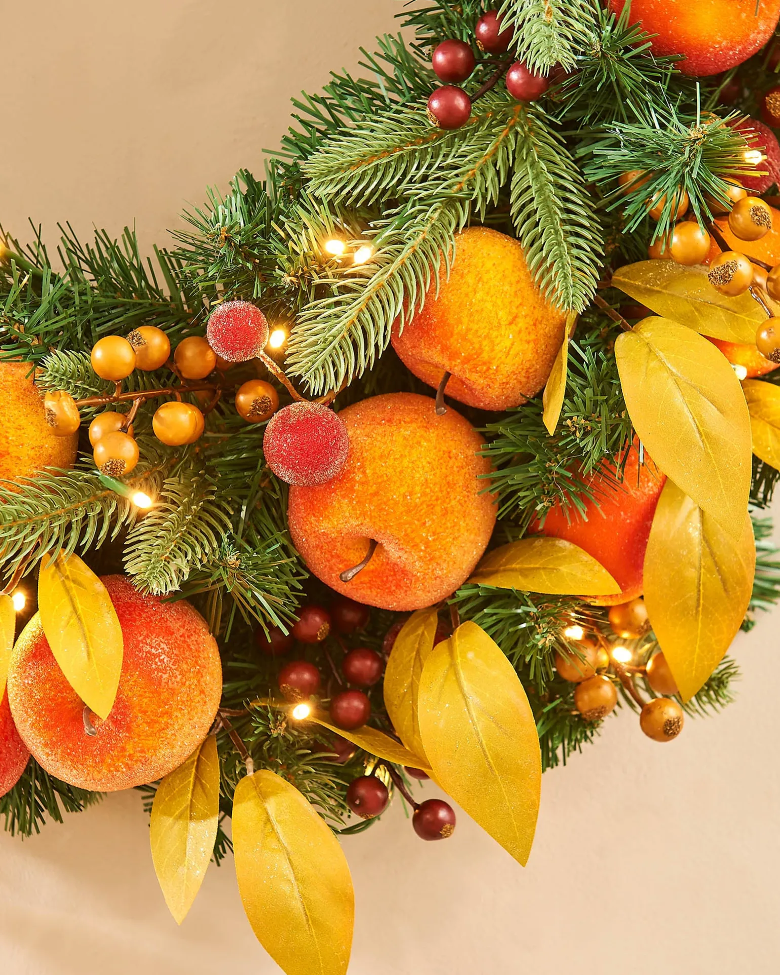 WeRChristmas Pre-Lit Decorated Wreath, Apples & Peaches, 76 Cm^ Decorated Wreaths|Pre Lit Wreaths