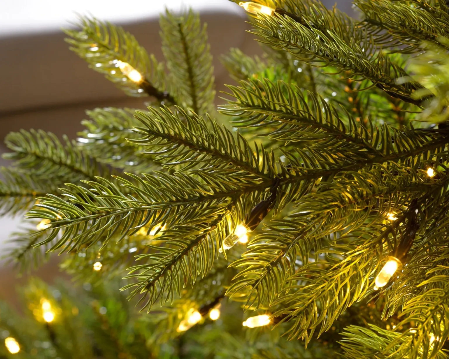 WeRChristmas Pre-Lit Empress Pine Multi-Function Christmas Tree, 6 Ft^ Pre Lit Christmas Trees
