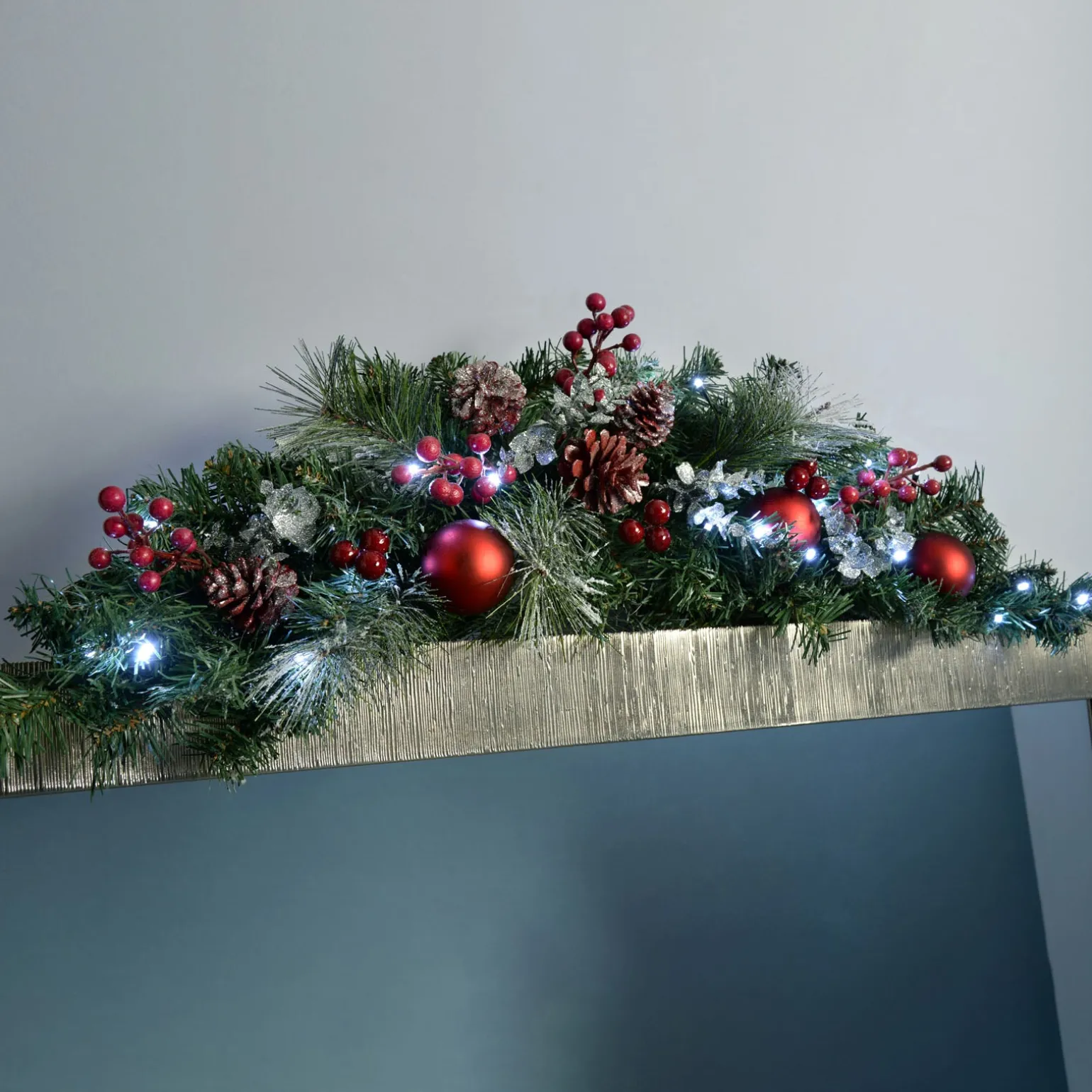 WeRChristmas Pre-Lit Frosted Decorated Arch Garland With 20 Cool White LEDs, 3 Ft^ Snow Flocked Garlands|Decorated Garlands