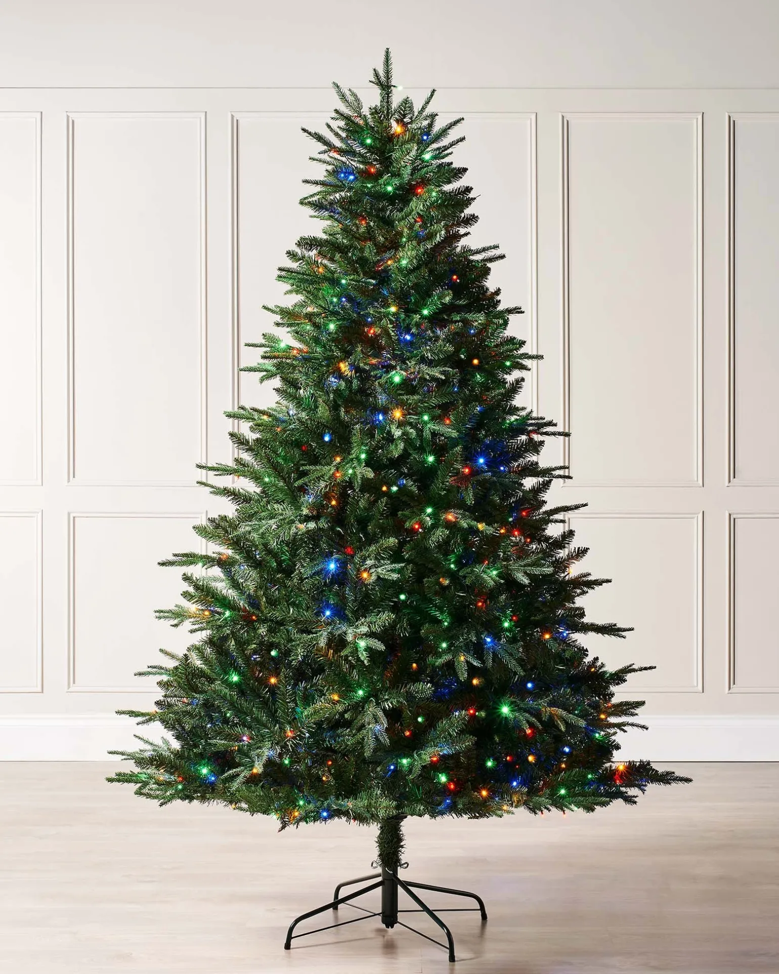WeRChristmas Pre-lit Grand Alaskan Fir Christmas Tree, Dual Warm White, 6 Ft^ Premium Christmas Trees|Pre Lit Christmas Trees