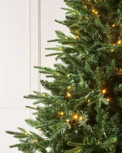 WeRChristmas Pre-lit Grand Alaskan Fir Christmas Tree, Dual Warm White, 8 Ft^ Premium Christmas Trees|Pre Lit Christmas Trees