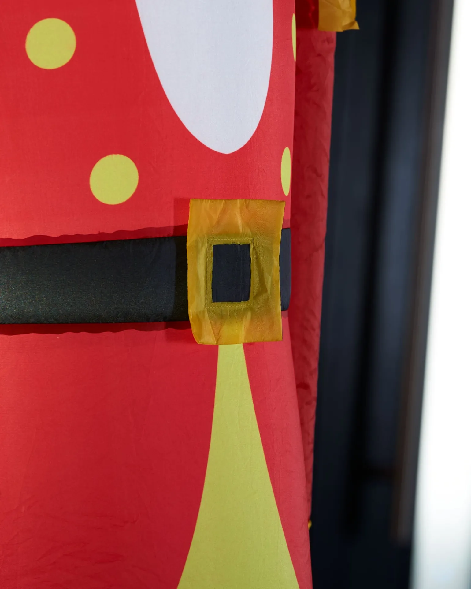 WeRChristmas Pre-Lit Inflatable Nutcracker Arch, 8 Ft^ Inflatables