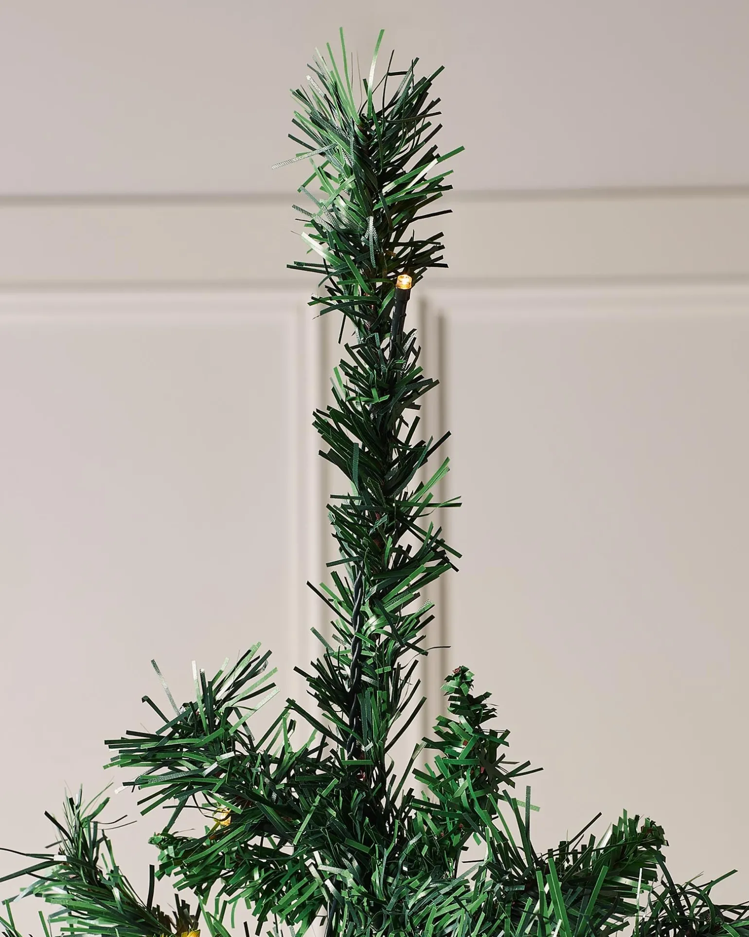 WeRChristmas Pre-Lit Mixed Pine Christmas Tree, 7 Ft^ Budget Christmas Trees|Pre Lit Christmas Trees