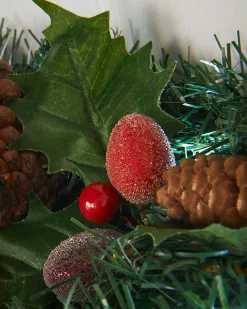 WeRChristmas Pre-Lit Natural Decorated Garland, Pinecones & Berries, 9 Ft^ Decorated Garlands|Pre Lit Garlands