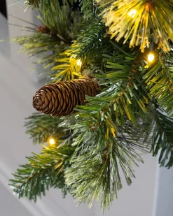 WeRChristmas Pre-Lit Natural Pine Garland, 9 Ft^ Pre Lit Garlands